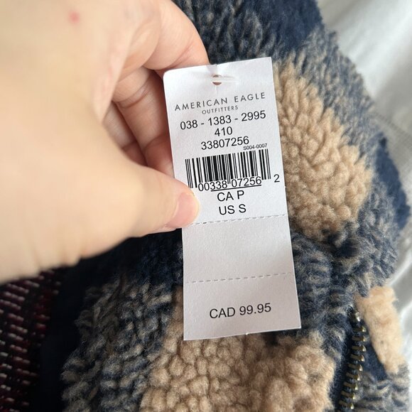 NWT American Eagle Sherpa Zip-Up Jacket Plaid - Picture 8 of 10